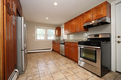 1370 Pleasant St unit 1, East Weymouth, MA 02189 - photo 3