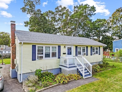 266 Myrtle St, Brockton, MA 02301 - photo 2