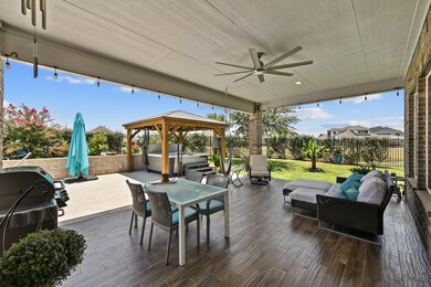 The stunning entertainment area.