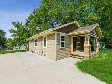 701 Leland Ave, Des Moines, IA 50315 - photo 5