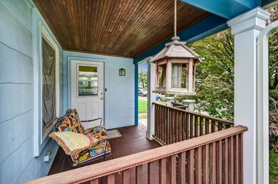 03-Front Porch