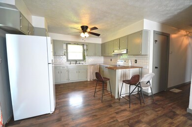 989 Danville Rd, Harrodsburg, KY 40330 - photo 5