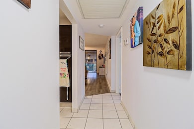 1100 Colony Point Cir unit 415, Pembroke Pines, FL 33026 - photo 4