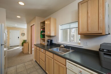 765 E College Dr unit 2, Durango, CO 81301 - photo 5