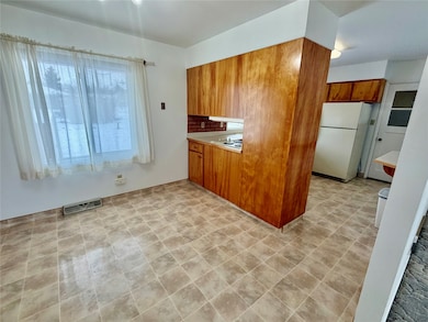 113 Riverview 4 E, Great Falls, MT 59404 - photo 5