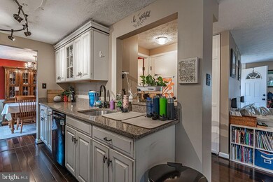 6221 Wilmington Dr, Burke, VA 22015 - photo 4