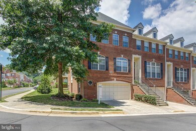 47831 Scotsborough Square, Sterling, VA 20165 - photo 2