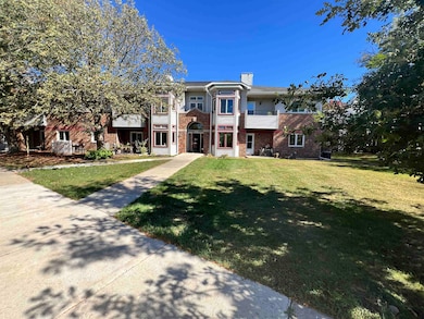 2127 Luann Ln unit 3, Madison, WI 53713 - photo 2