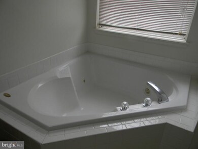 9808 Snowden Rd, Laurel, MD 20708 - photo 7