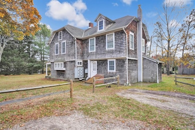 14 Halsey Ave, East Quogue, NY 11942 - photo 5