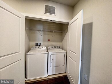 Flats At Metrowest Condominiums unit 5-303, Fairfax, VA 22031 - photo 6