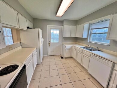 118 N Sutphin St, Middletown, OH 45042 - photo 4