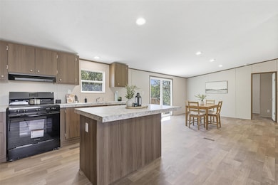 8908 Jeane's Ln, Alvarado, TX 76009 - photo 7