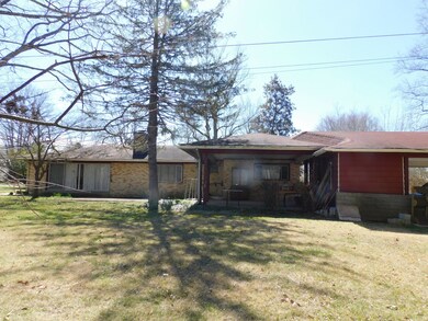 1703 Sycamore Cir, Manchester, TN 37355 - photo 3