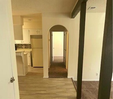 608 Billie Ruth Ln, Hurst, TX 76053 - photo 2