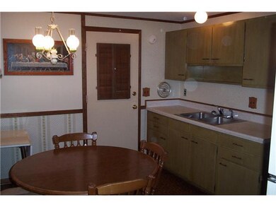 1005 Wedgewood Dr, Columbus, OH 43228 - photo 3