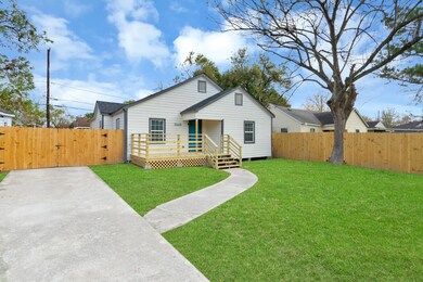 3445 Noah St, Houston, TX 77021 - photo 3