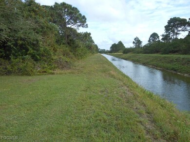 1222 Howell St E, Lehigh Acres, FL 33974 - photo 3