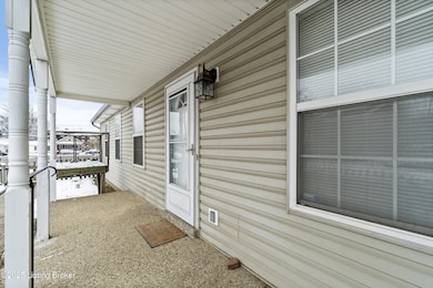 578 Lilly Ave, Louisville, KY 40217 - photo 5