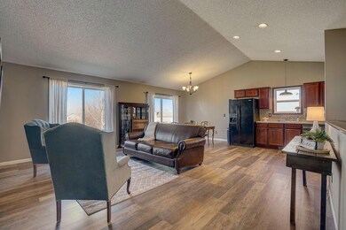 Vaulted Ceilings and lots of light!