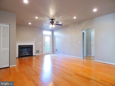 2486 Revere Ct unit 27C, Crofton, MD 21114 - photo 2