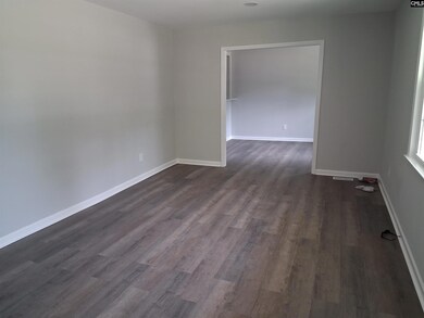 1904 Elise Dr, Columbia, SC 29210 - photo 2