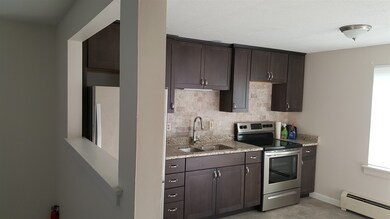 11 Highland St, Somersworth, NH 03878 - photo 2