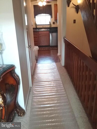 939 Saint Michaels Dr, Bowie, MD 20721 - photo 3