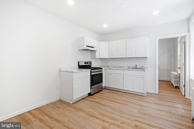 2136 S 65th St, Philadelphia, PA 19142 - photo 7