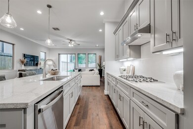 308 E 27th St, Houston, TX 77008 - photo 6