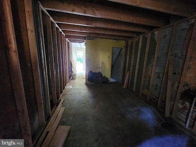 1134 Shields Place, Baltimore, MD 21201 - photo 5