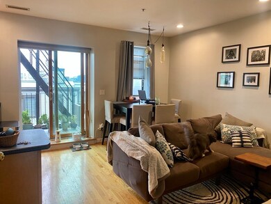 181 Webster St unit 3, Boston, MA 02128 - photo 2