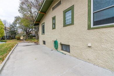 4532 Waveland Ct, Des Moines, IA 50312 - photo 4