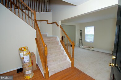 13409 Trumpeter Swan Ct, Upper Marlboro, MD 20774 - photo 2