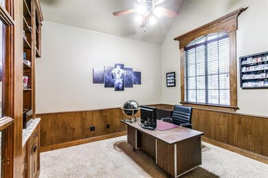 7909 Country Meadow Dr, North Richland Hills, TX 76182 - photo 4