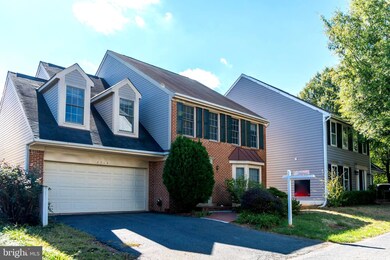 2314 Yvonnes Way, Dunn Loring, VA 22027 - photo 3