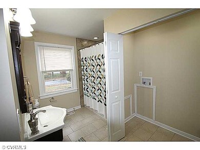 Bathroom - Family Bath