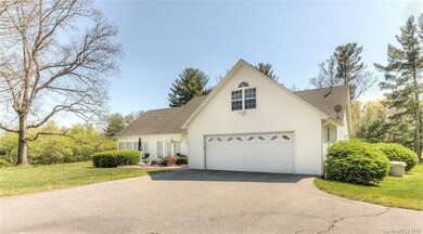 4133 Howard Gap Rd, Hendersonville, NC 28792 - photo 4