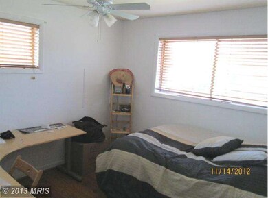 616 Rollins Ave, Rockville, MD 20852 - photo 7
