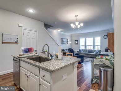 42689 Wardlaw Terrace unit 16L, Ashburn, VA 20147 - photo 4