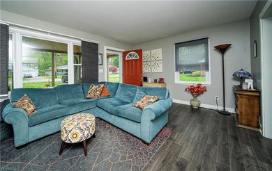 Lots of windows in the Living Rm bring in great natural light.