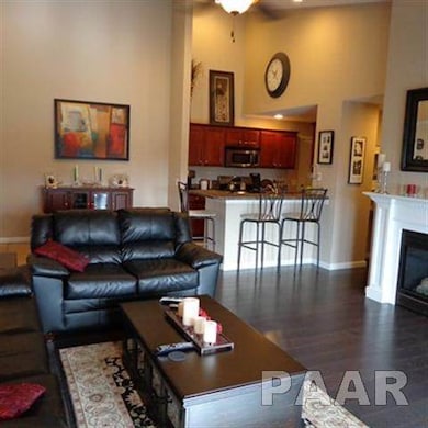 4531 N Tallgrass Ln, Peoria, IL 61615 - photo 6