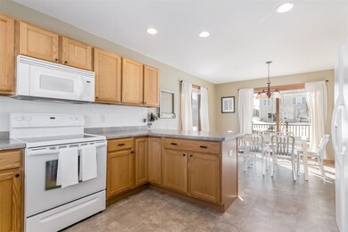 810 Longwood Dr, Oregon, WI 53575 - photo 5