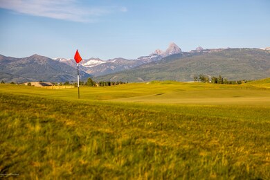 18 Hole Golf Course