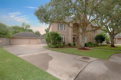 2880 Everett Dr, Friendswood, TX 77546 - photo 3
