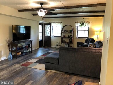 166 Riversedge Dr unit CONDO 166, Norristown, PA 19403 - photo 3