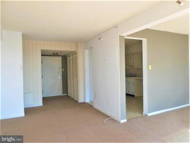 Chelsea Towers unit 803, Bethesda, MD 20817 - photo 5