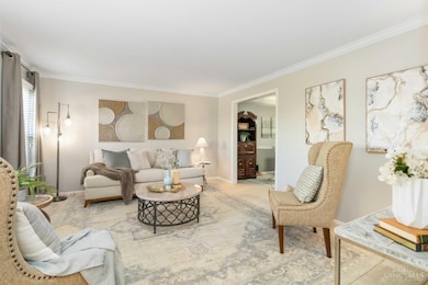 2471 Carriagegate Ln, Maineville, OH 45039 - photo 7