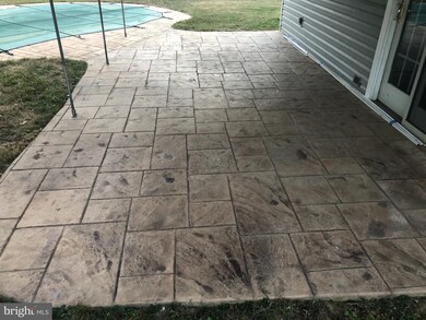 105 Canter Rd, Swedesboro, NJ 08085 - photo 5