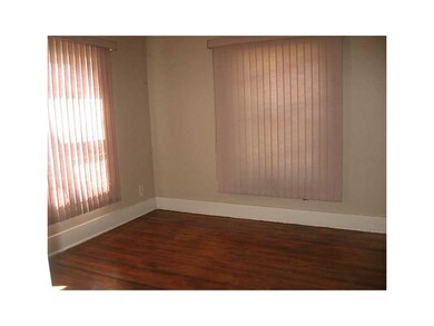 429 11th St NW, Cedar Rapids, IA 52405 - photo 5